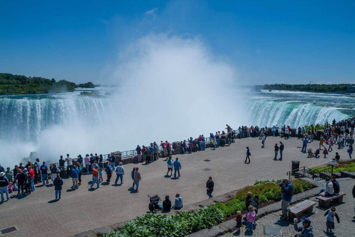 Niagara Falls Tours Limo Service by Milton Limo Service